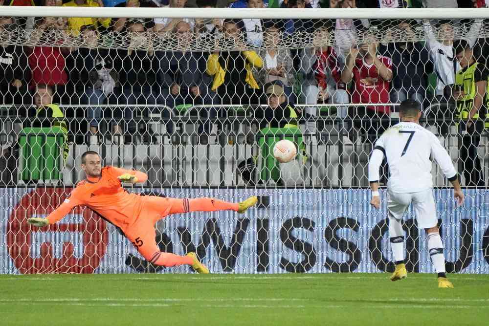 SaokeTV-Ronaldo ghi bàn đầu tiên tại Europa League