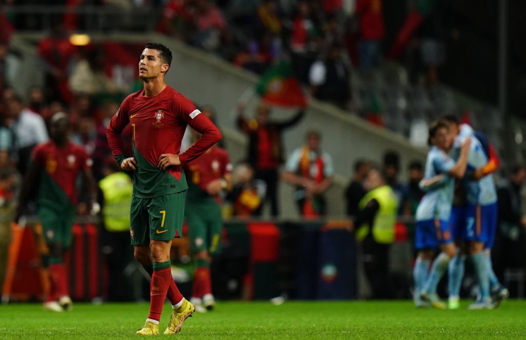 Ronaldo nhạt nhòa trong trận thua Tây Ban Nha tại Uefa Nations League
