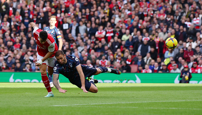 Kết quả NHA: Arsenal 5-0 Nottingham