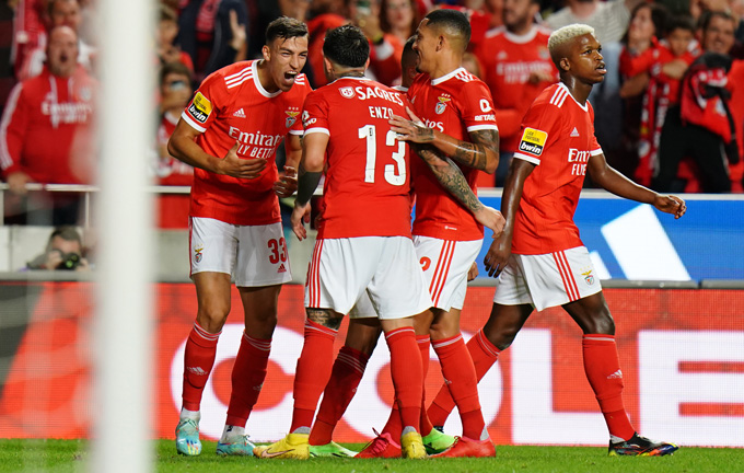 Vòng 1/8 Cúp C1 Châu Âu: Benfica