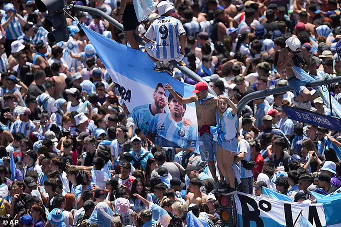 Argentina ăn mừng chức vô địch