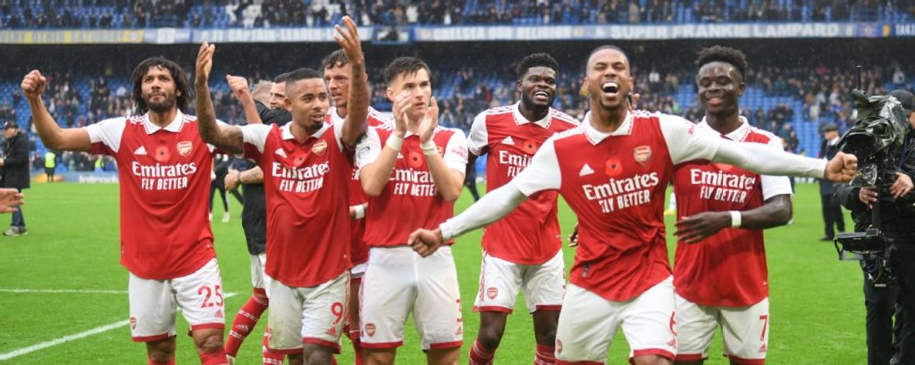 Ngoại hạng Anh trở lại: Arsenal